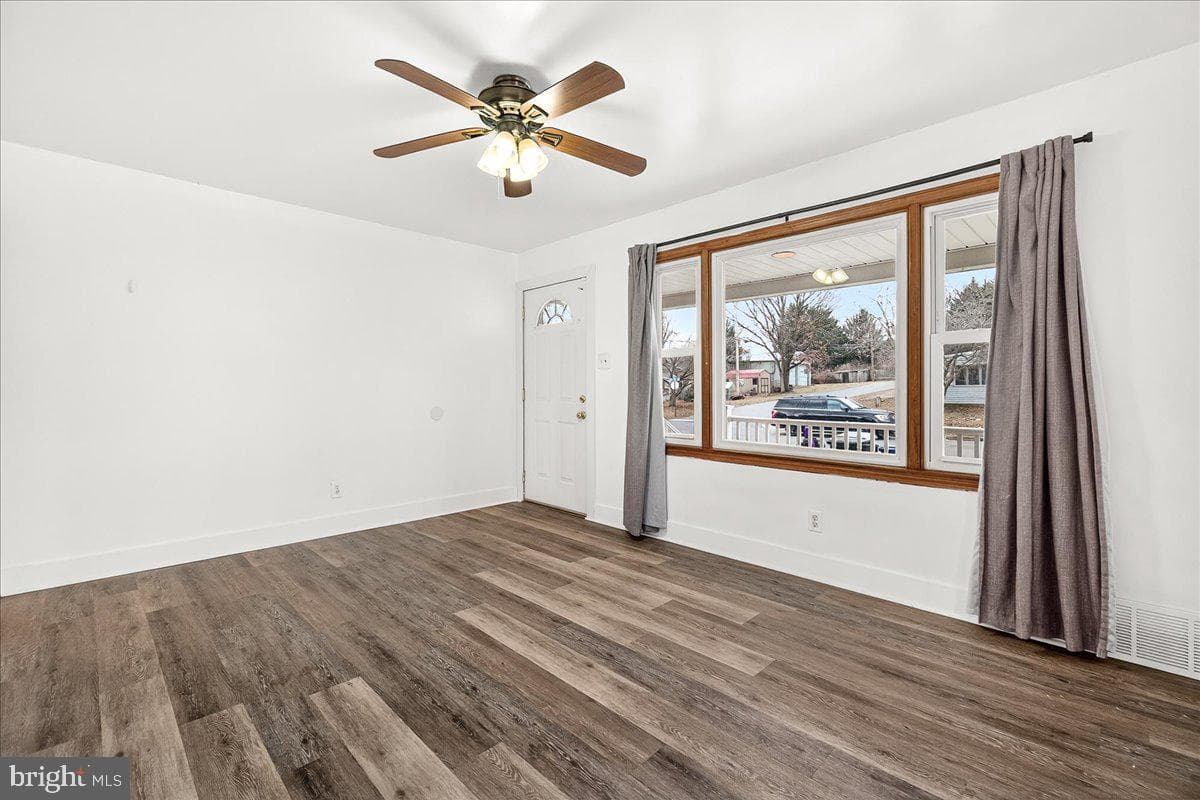 1032 Rose Hill Avenue photo 8