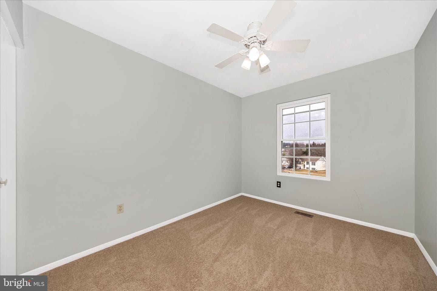 103 Rebeccas Court photo 23