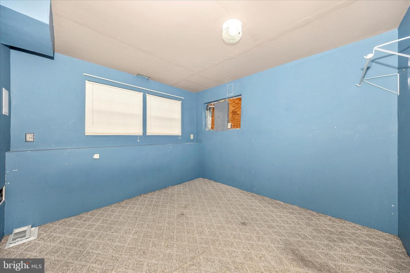 103 Rebeccas Court photo 34