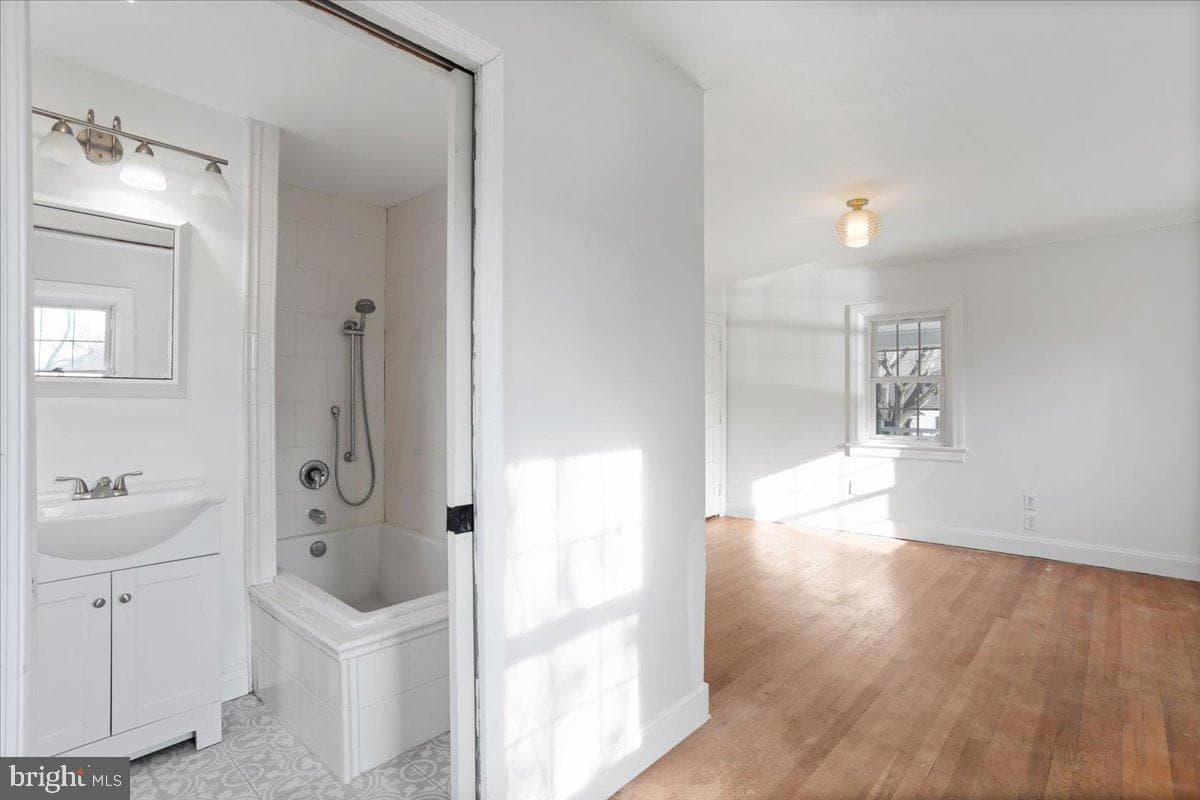 19011 Orchard Terrace Road photo 35