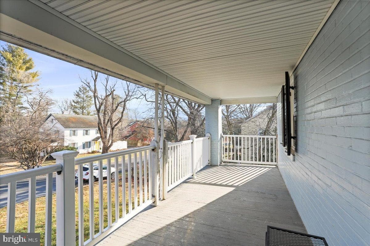 19011 Orchard Terrace Road photo 36