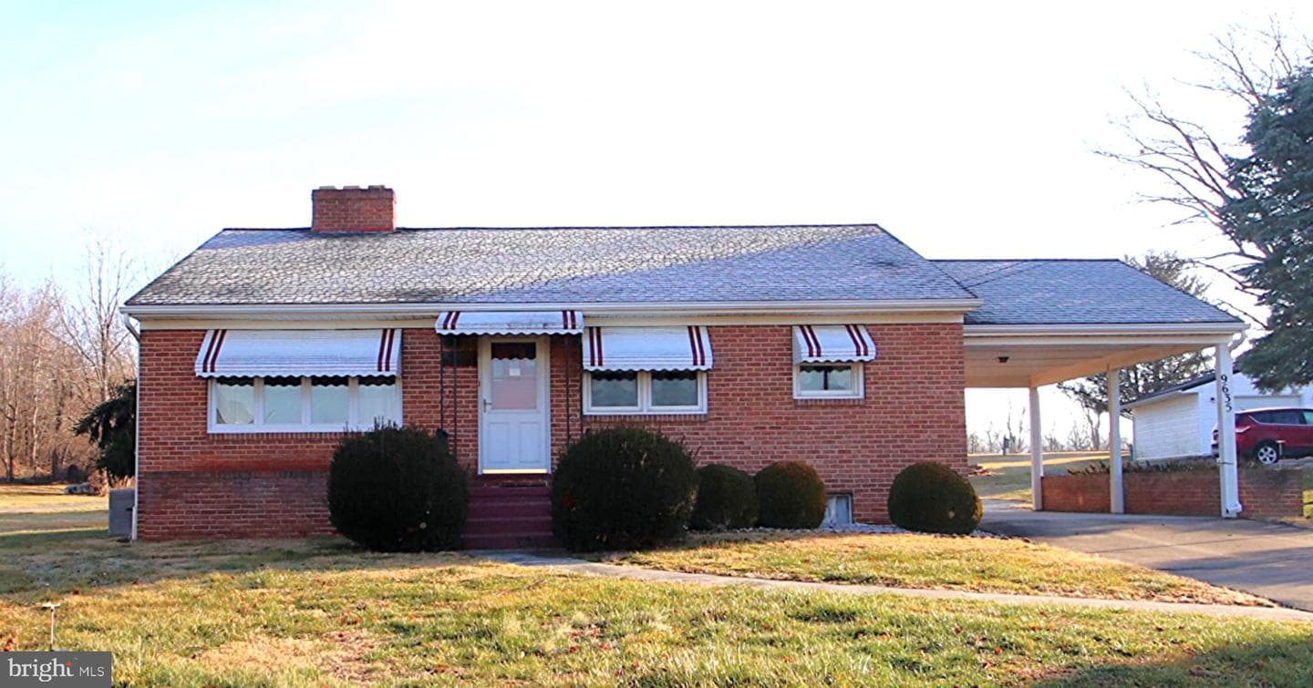 9635 Sharpsburg Pike