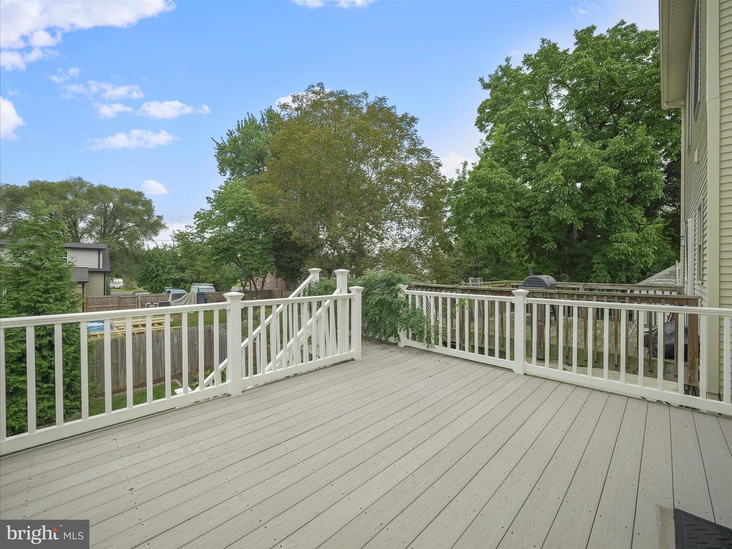 14016 Weaver Avenue photo 18
