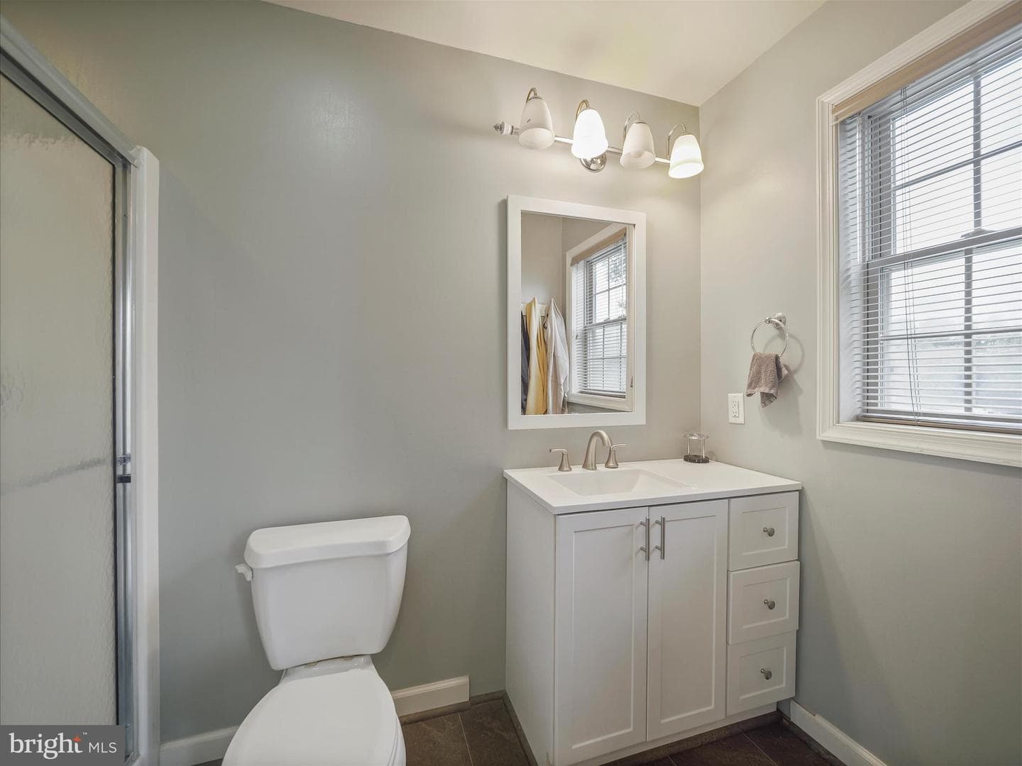 14016 Weaver Avenue photo 23