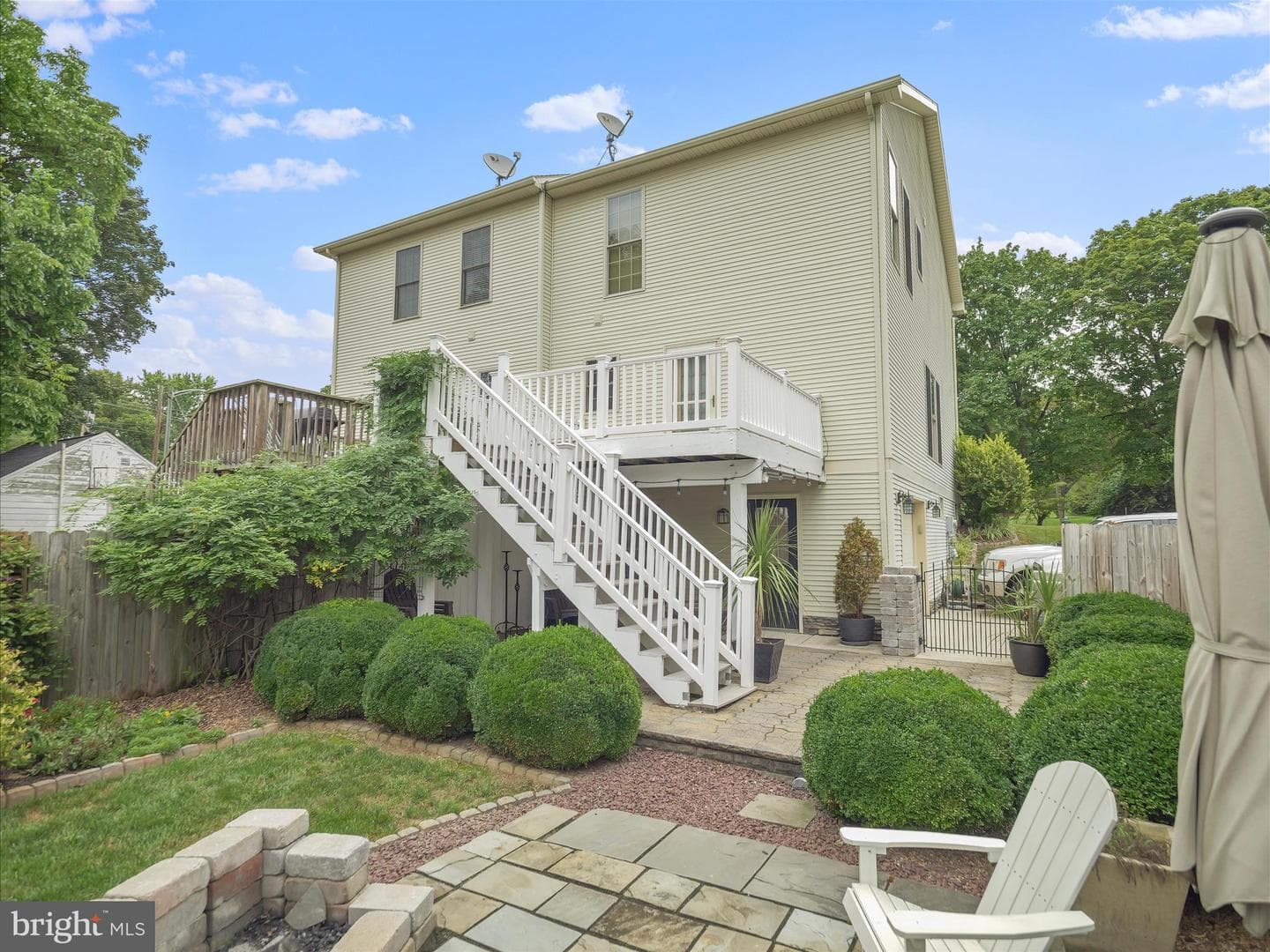 14016 Weaver Avenue photo 3