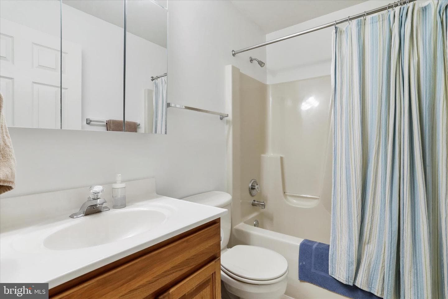 165 Stanford Road photo 15