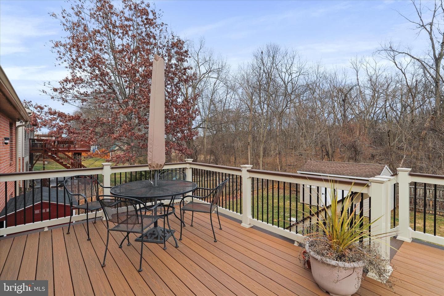 165 Stanford Road photo 37