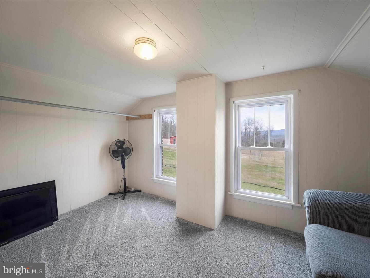 14628 Hollow Road photo 32