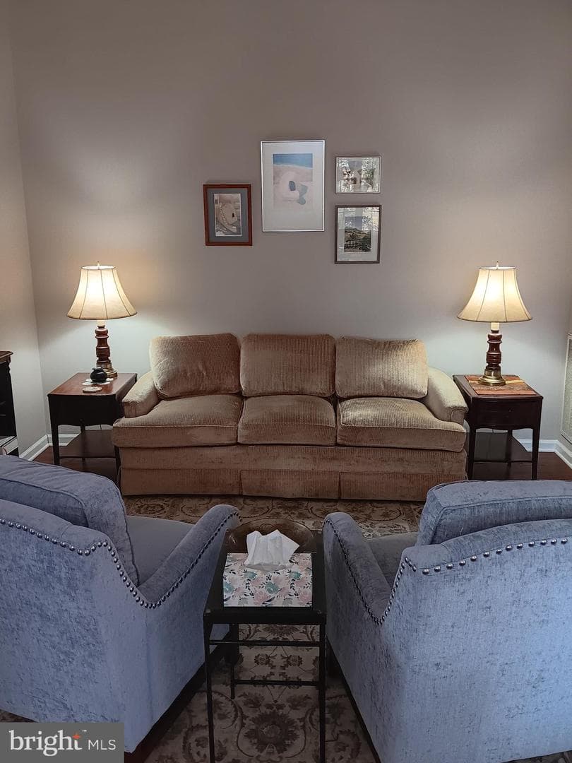 1057 Matthew Court photo 7