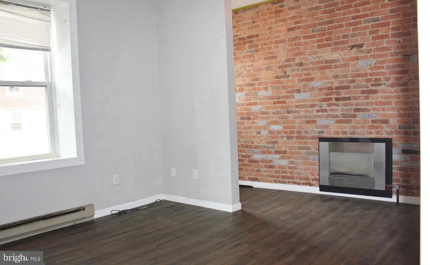 236 N Locust Street photo 5