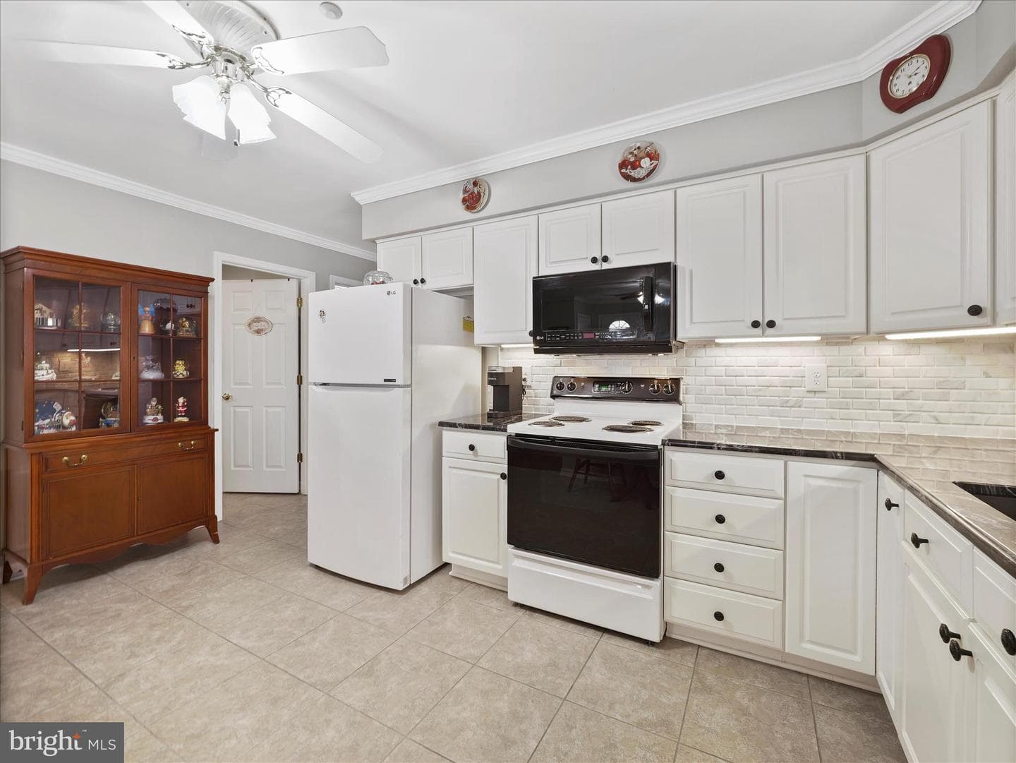 124 Buttercup Drive photo 14