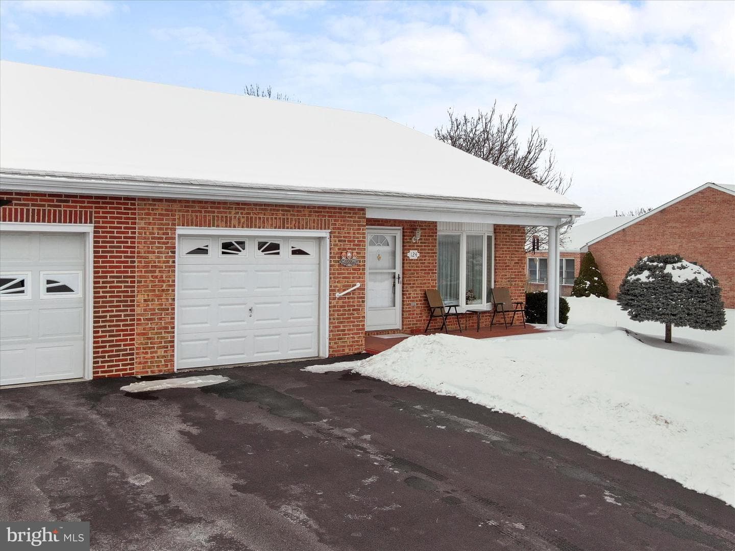 124 Buttercup Drive photo 2