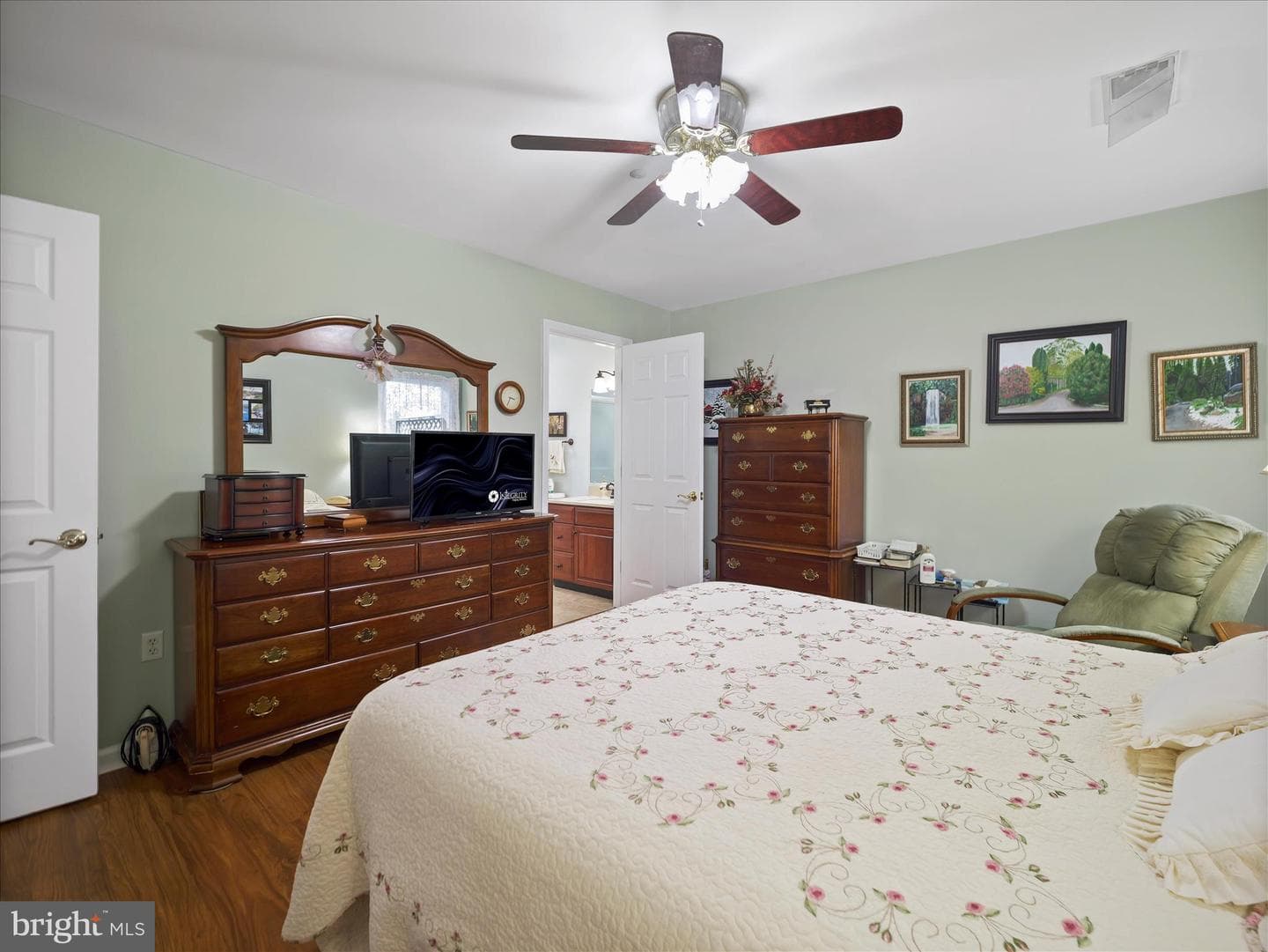 124 Buttercup Drive photo 28