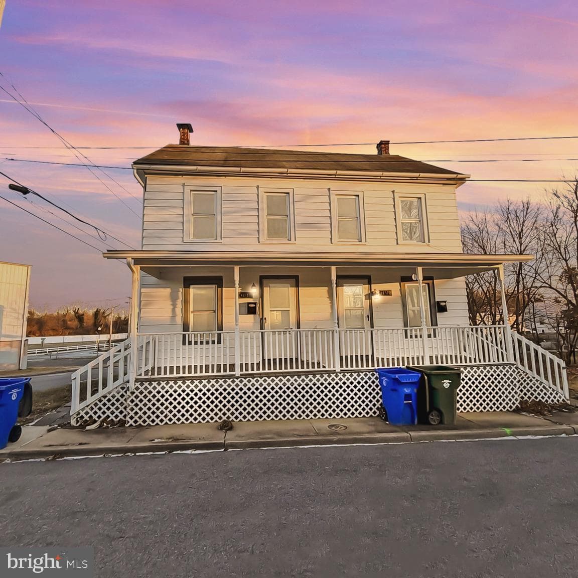 488/486 Mcdowell Avenue photo 2