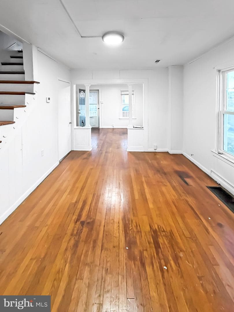 488/486 Mcdowell Avenue photo 4