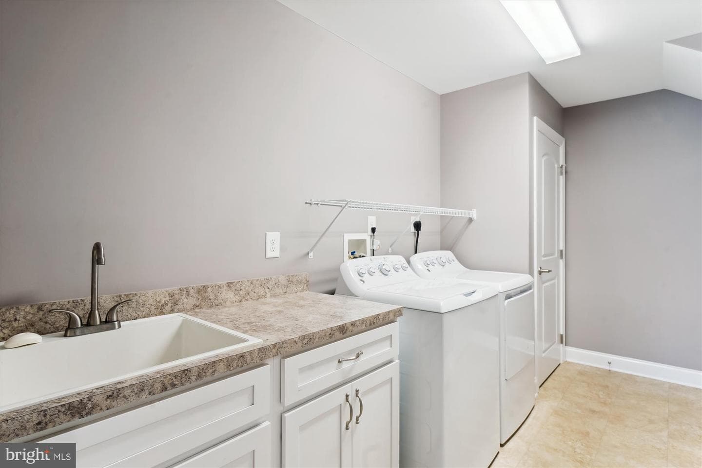9616 Cobble Stone Court photo 28