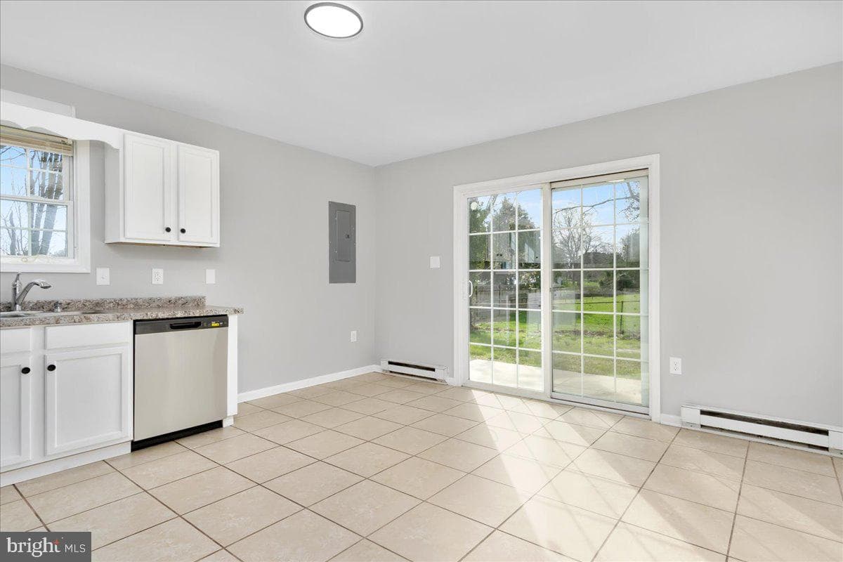 1312 Sherman Avenue photo 4