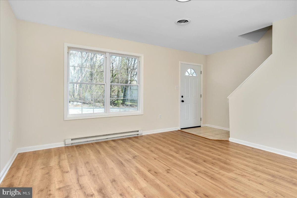 1314 Sherman Avenue photo 3