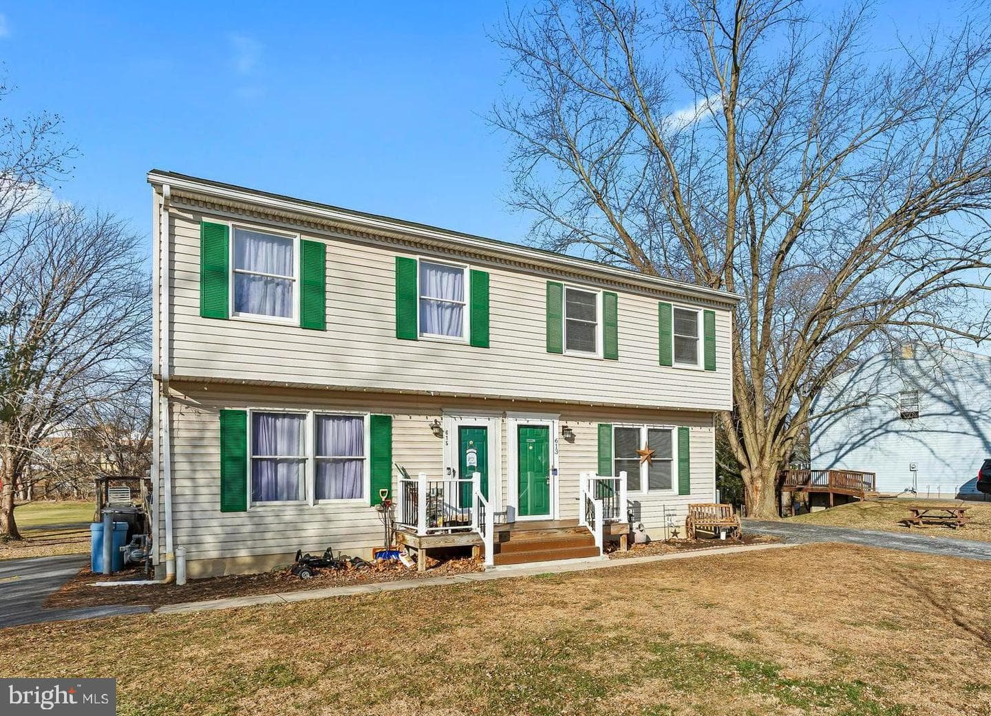 613 Westwood Street photo 2