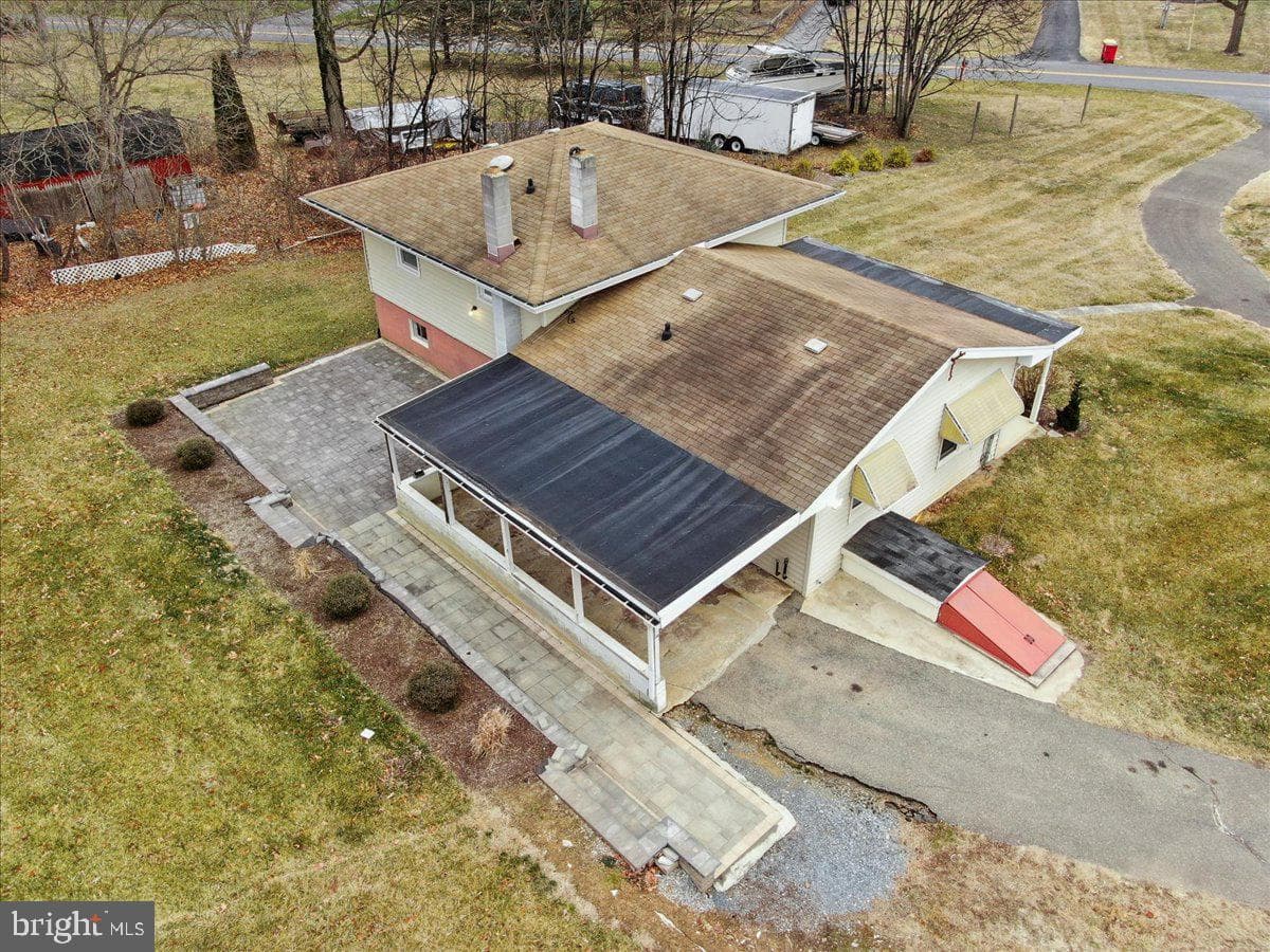 8522 Neck Road photo 32