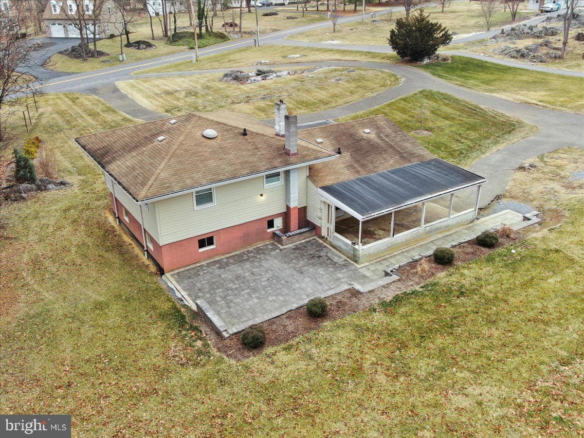 8522 Neck Road photo 35