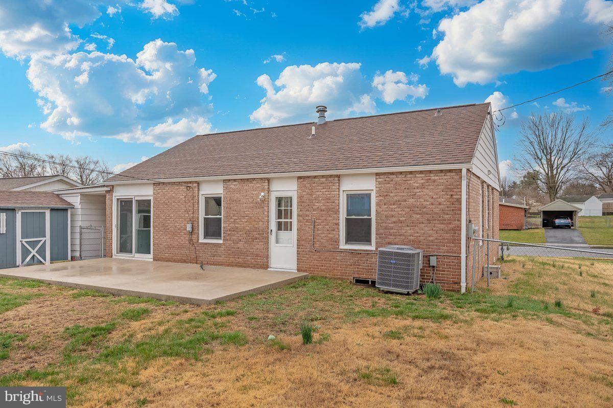 1049 Carroll Heights Boulevard photo 24