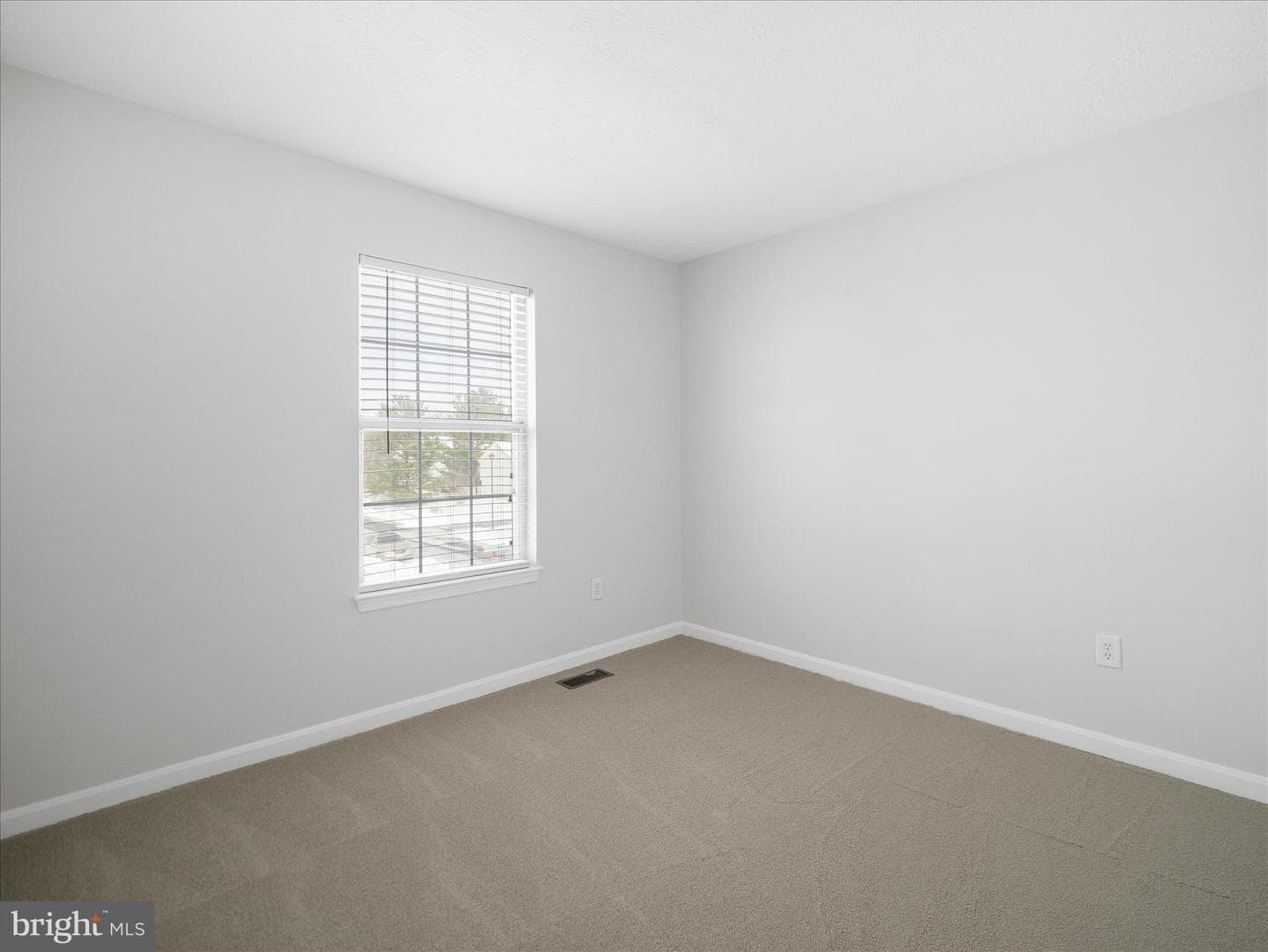 20129 Daniels Circle photo 19