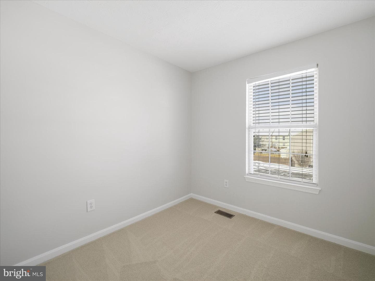 20129 Daniels Circle photo 21