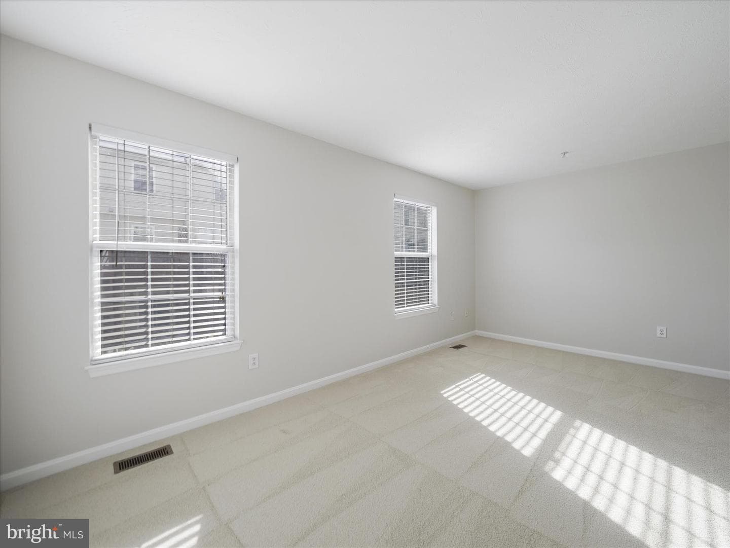 20129 Daniels Circle photo 25