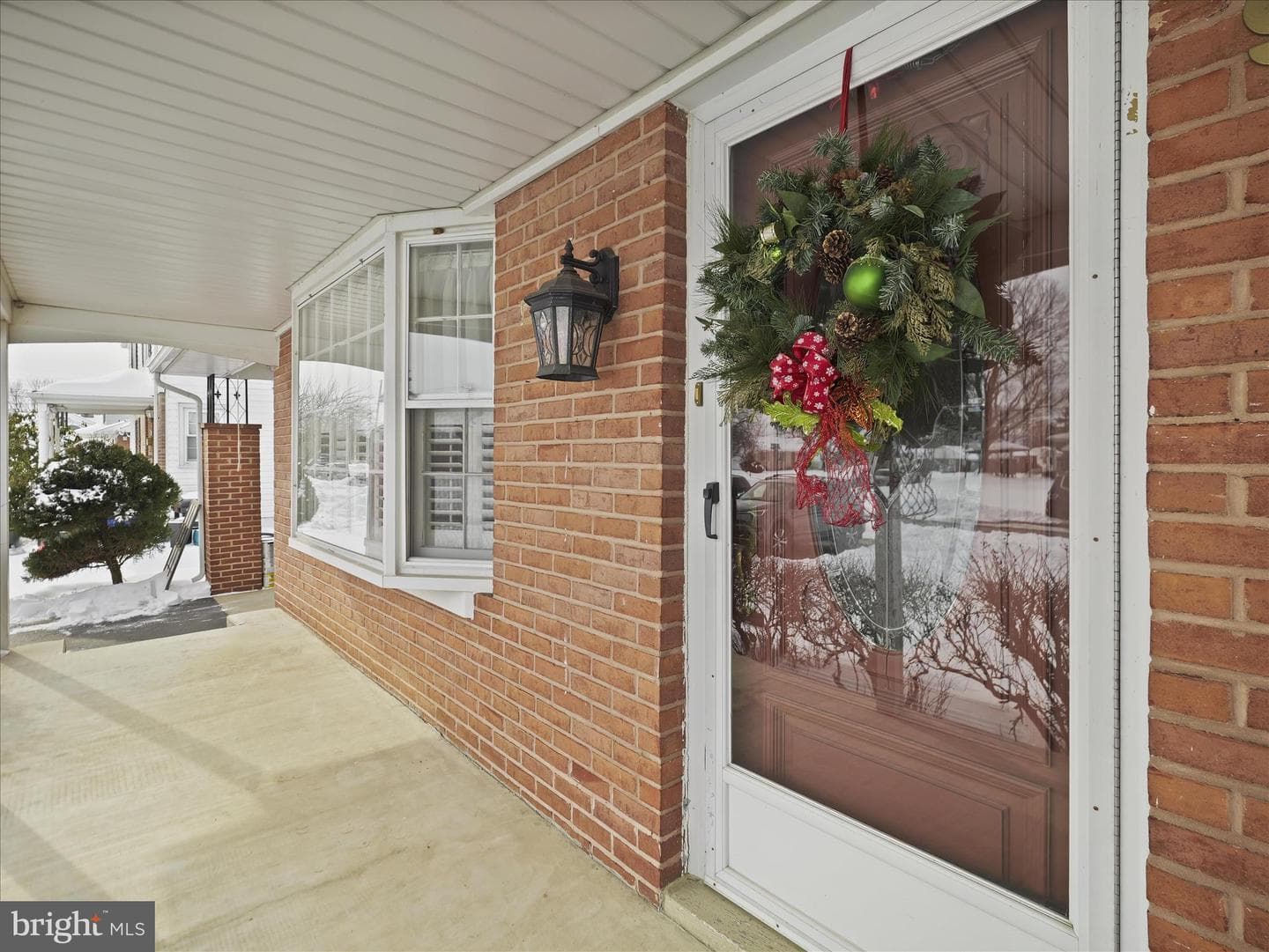 933 Kenwood Drive photo 4