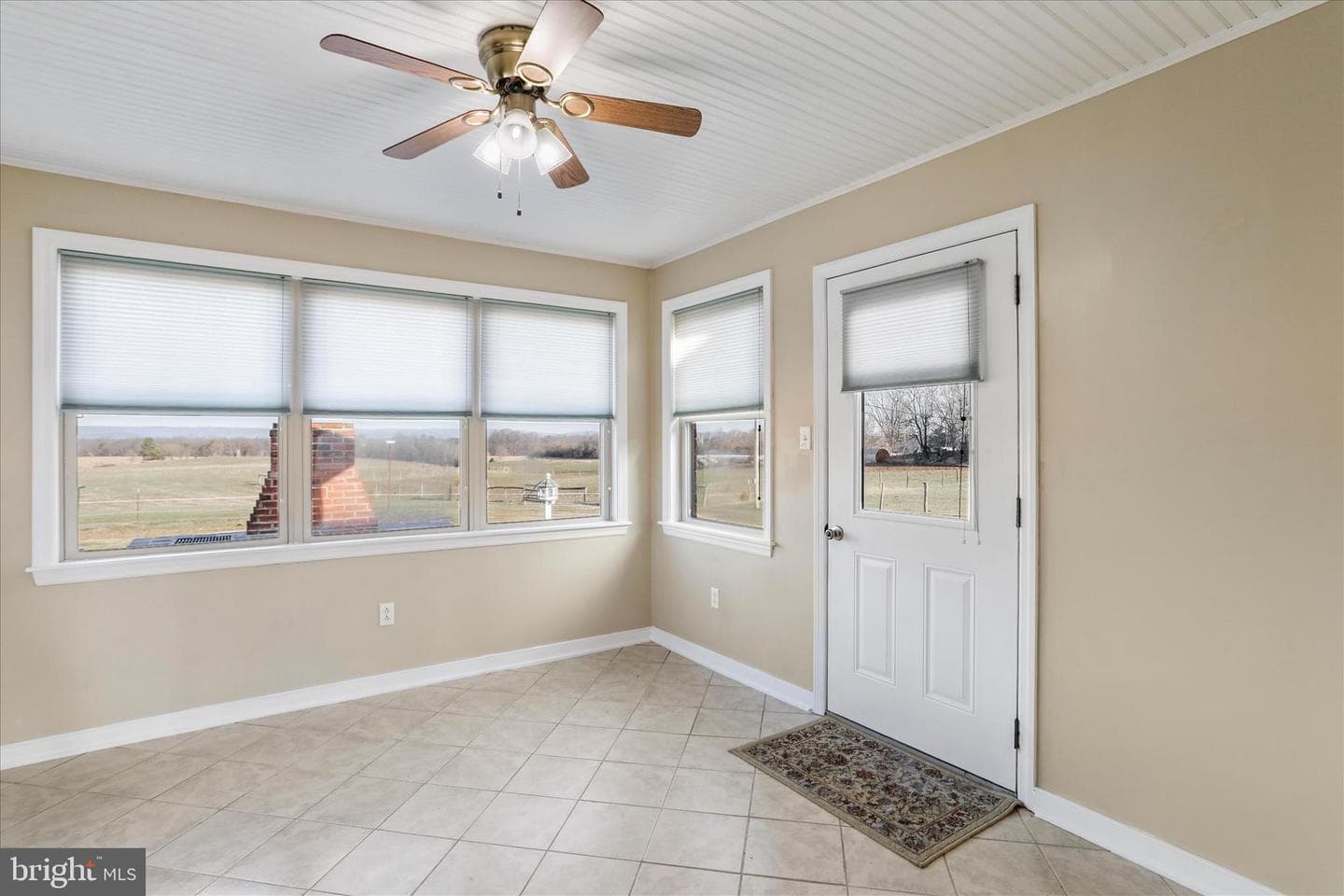 13728 Broadfording Church Road photo 11