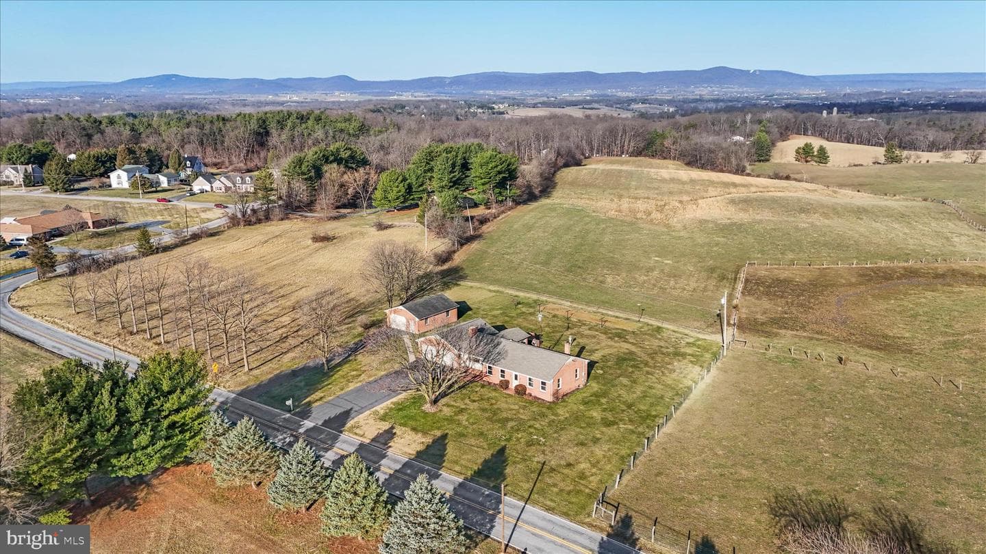 13728 Broadfording Church Road photo 42