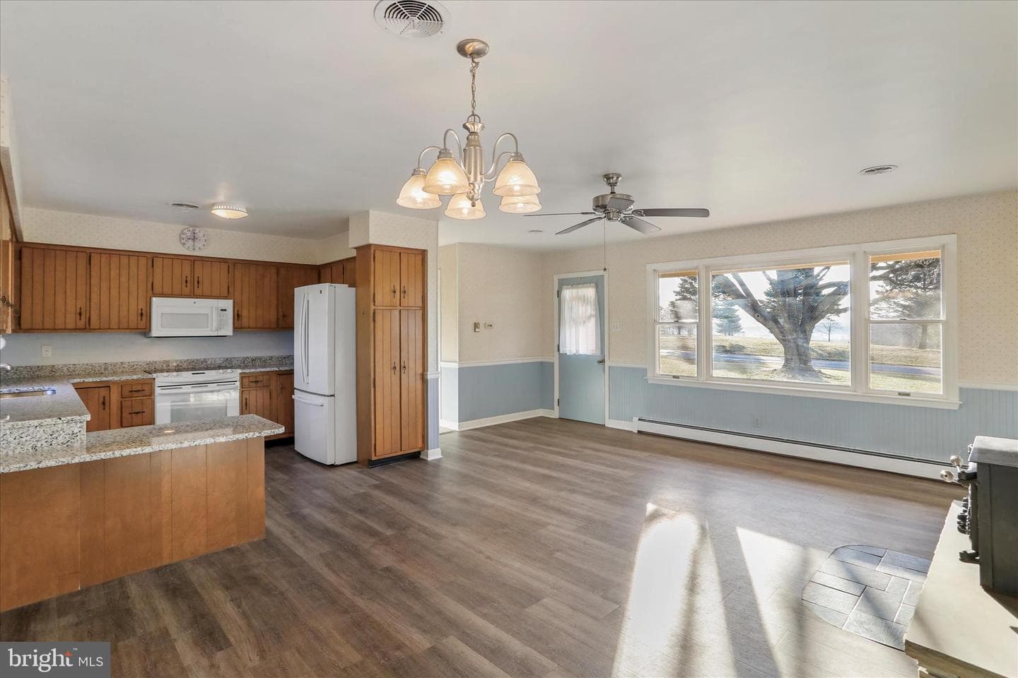 13728 Broadfording Church Road photo 6