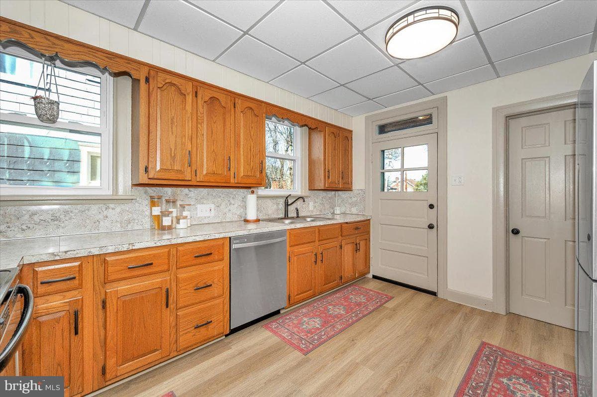 104 Cypress Street photo 19