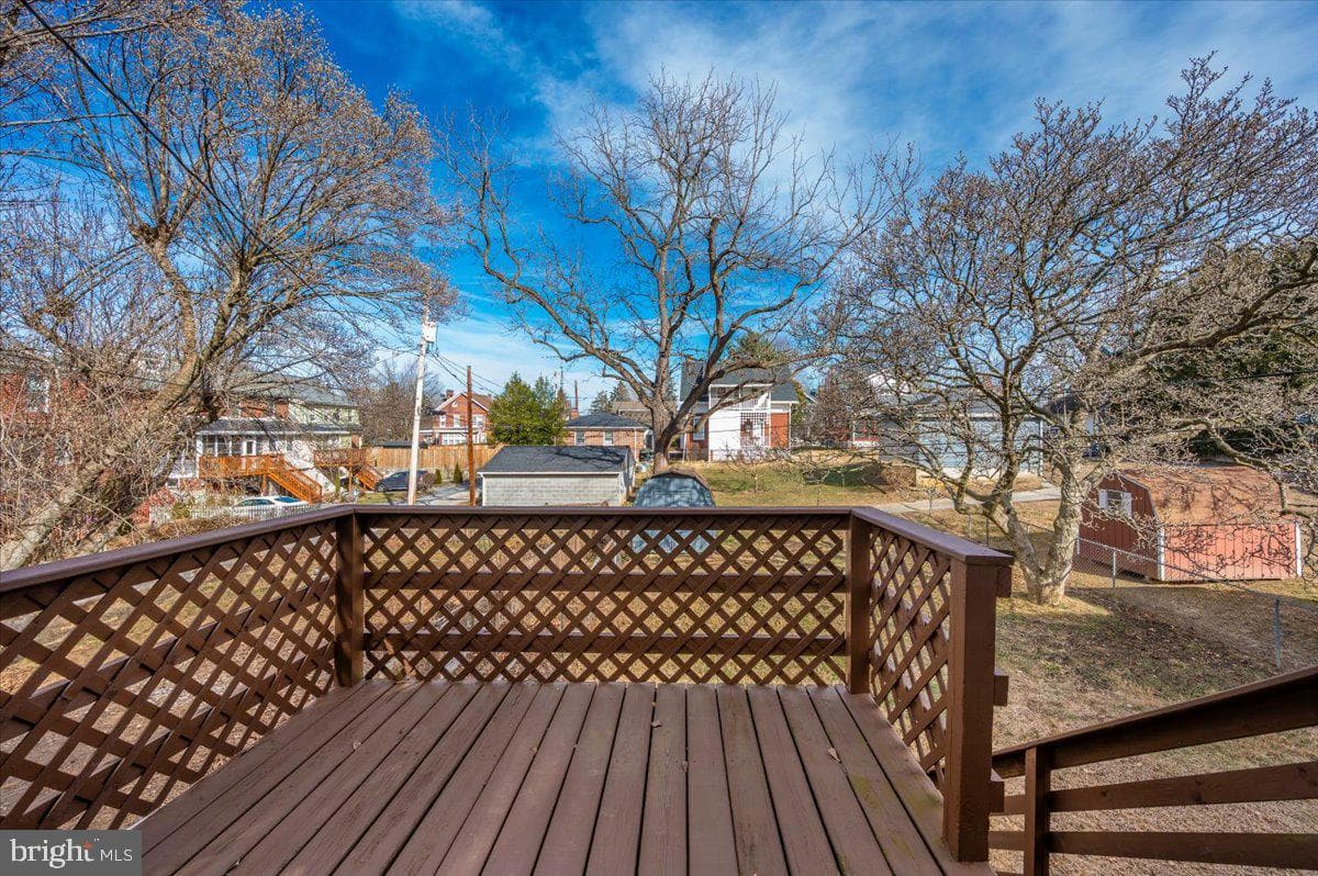 104 Cypress Street photo 46