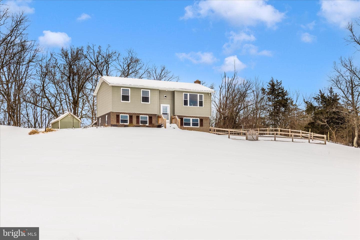 17935 College Road photo 38