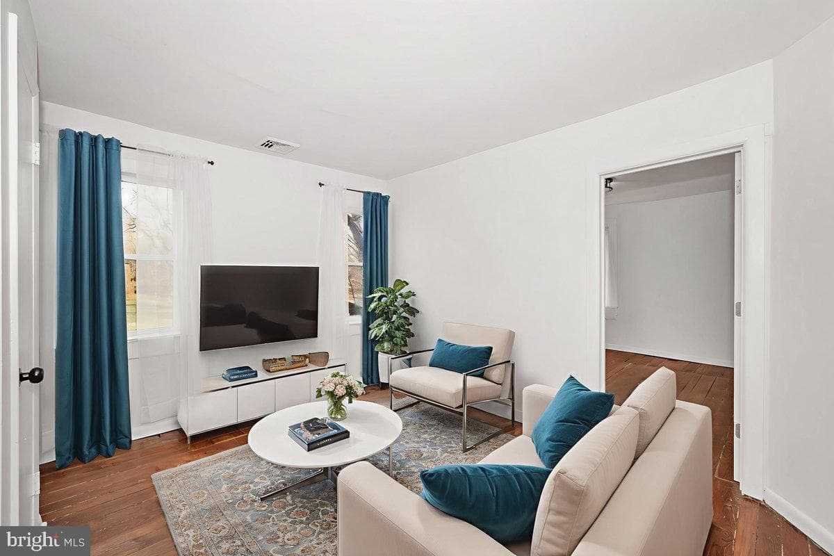 11012 Arnold Lane photo 32