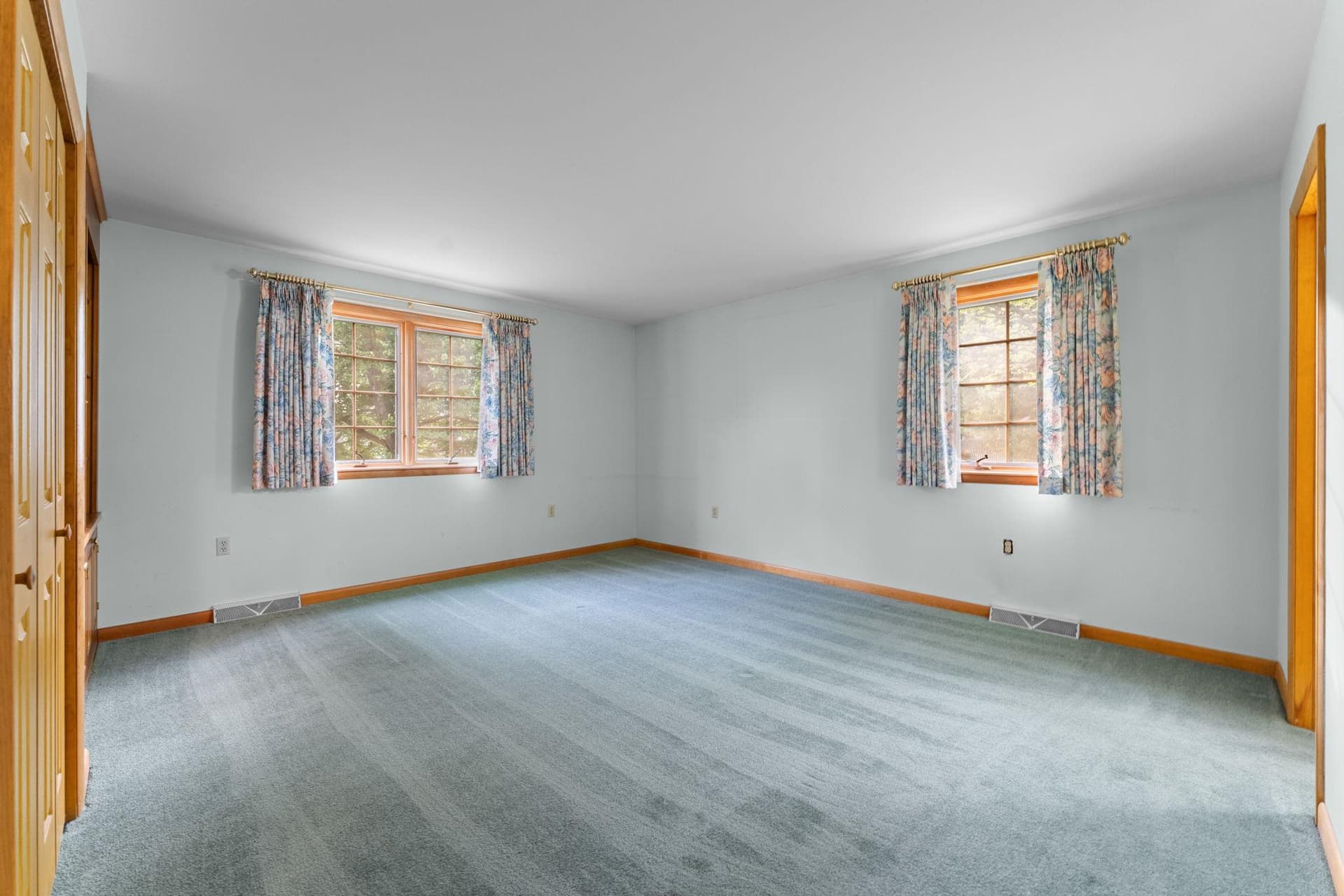 18903 Manchester Drive photo 11