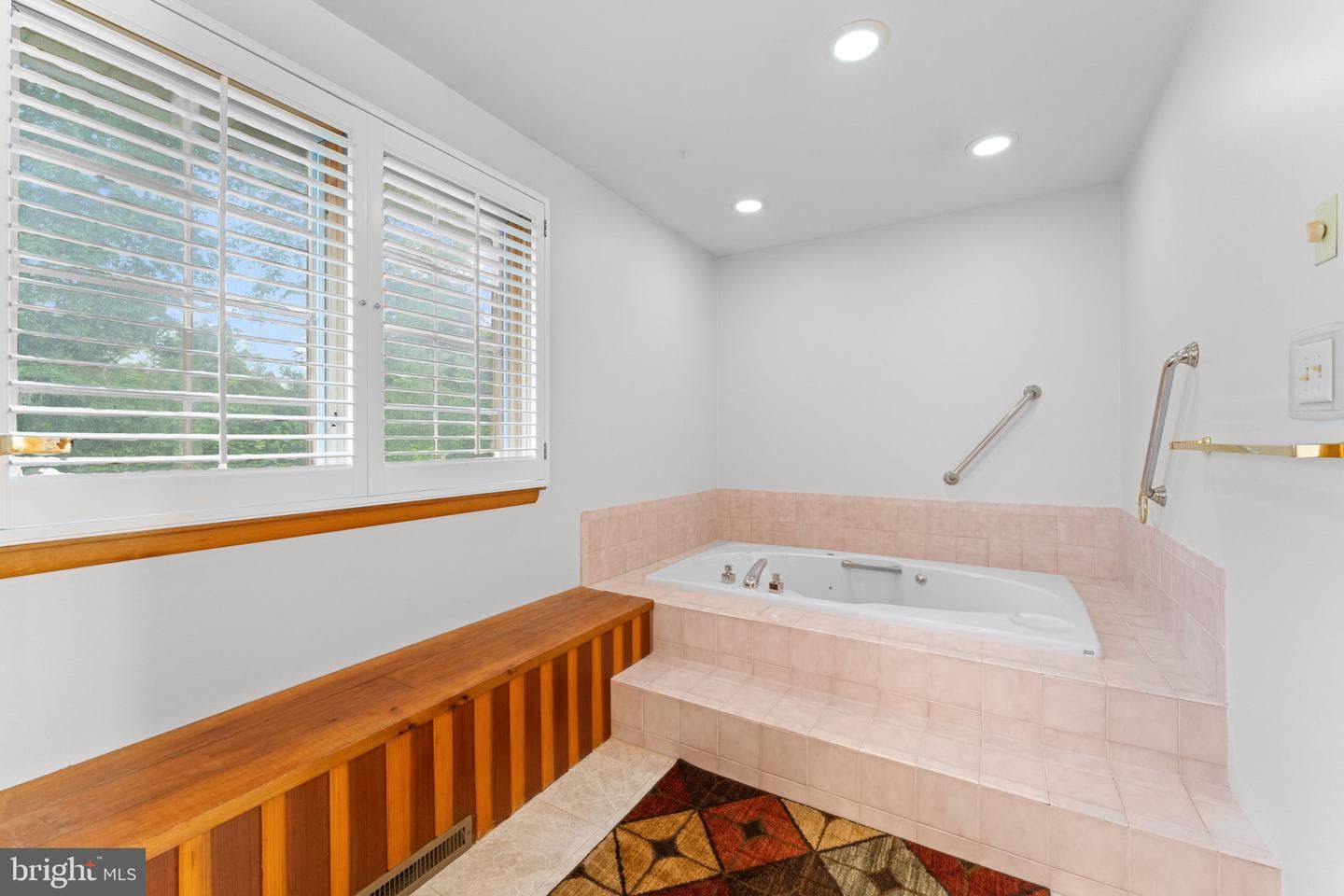 18903 Manchester Drive photo 44