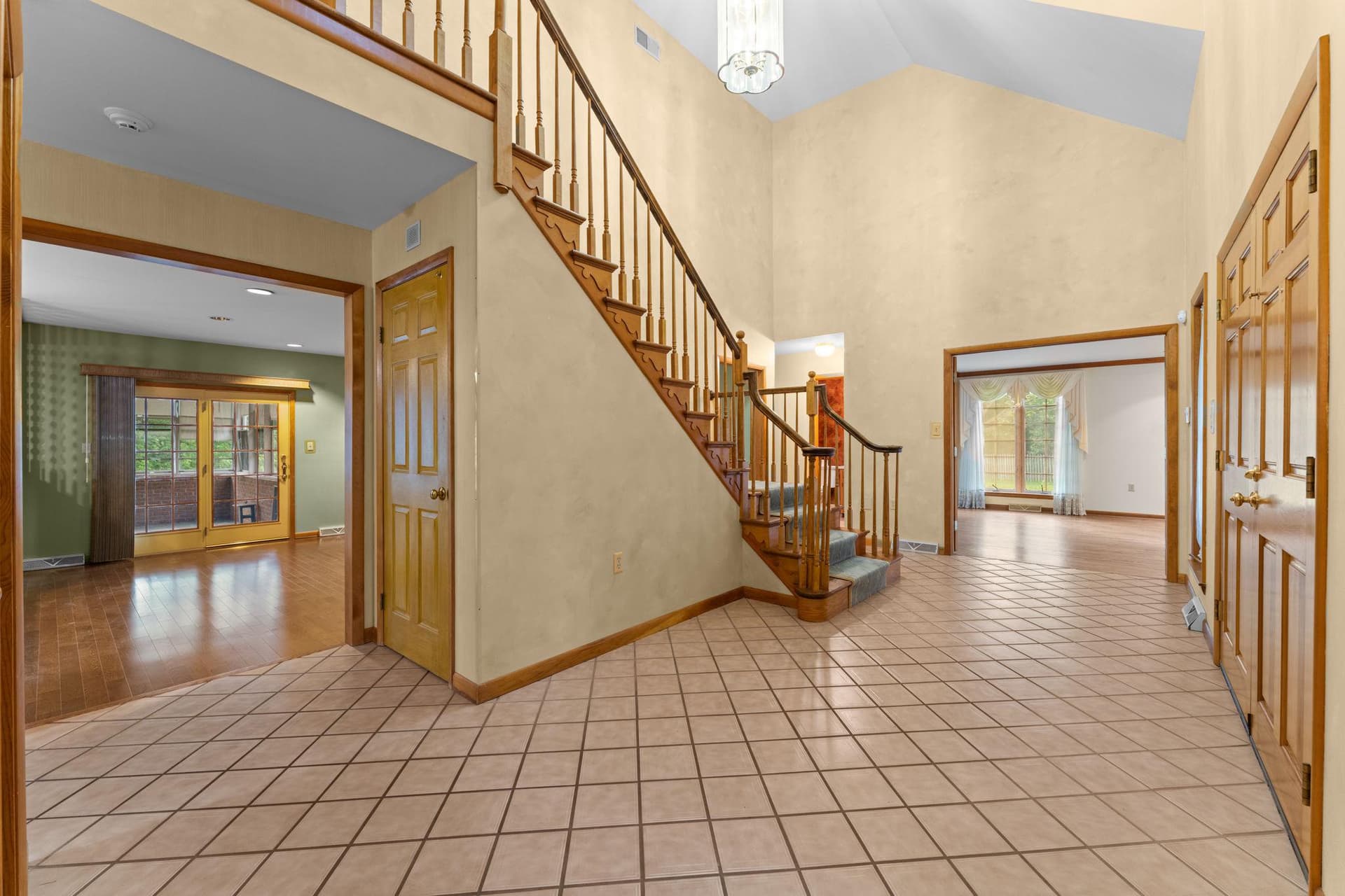 18903 Manchester Drive photo 7