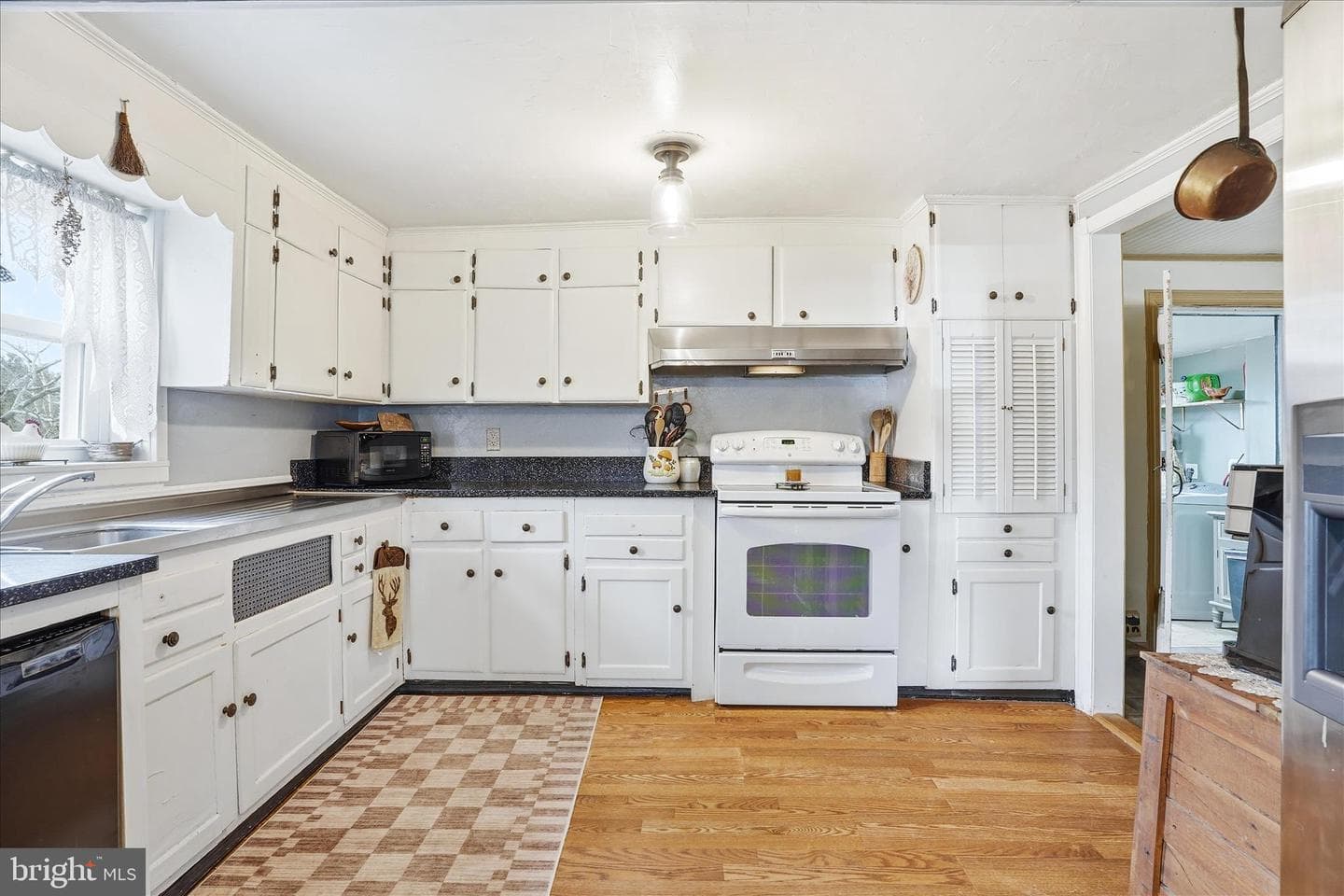 25210 Cascade Road photo 25