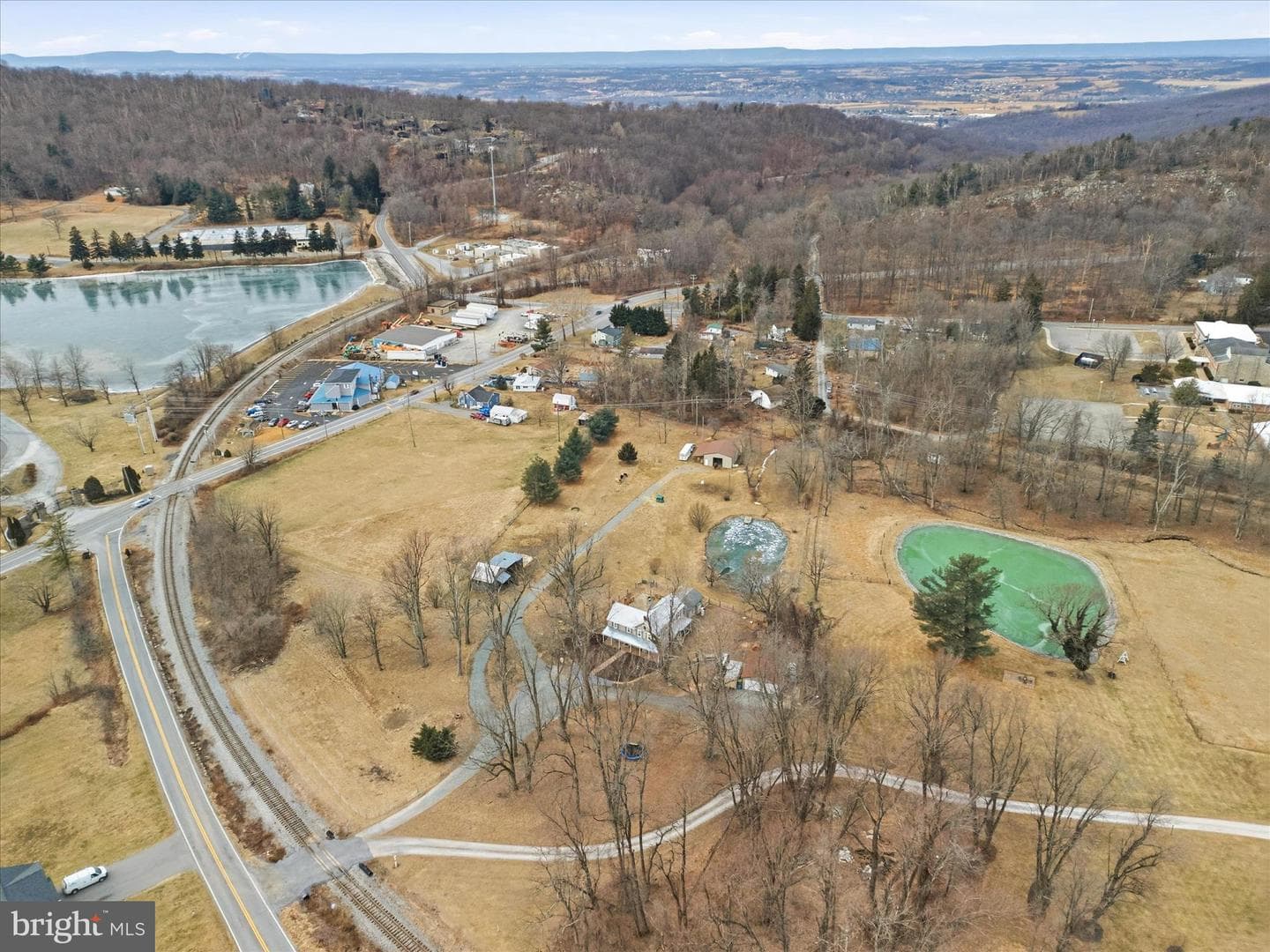 25210 Cascade Road photo 82