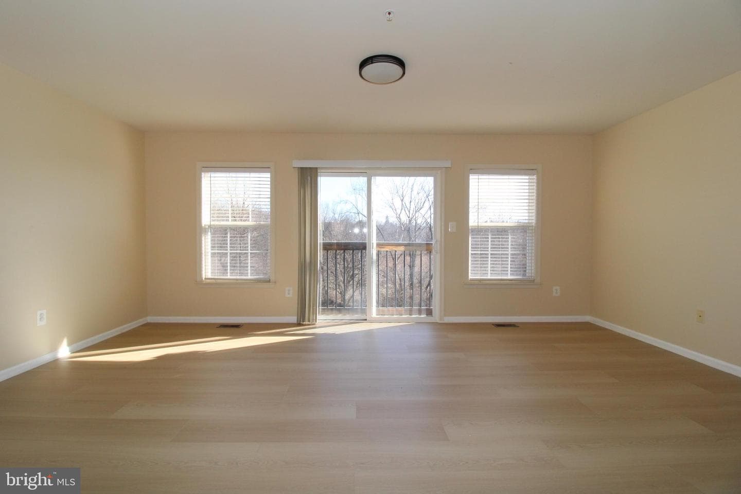747 Monet Drive photo 10