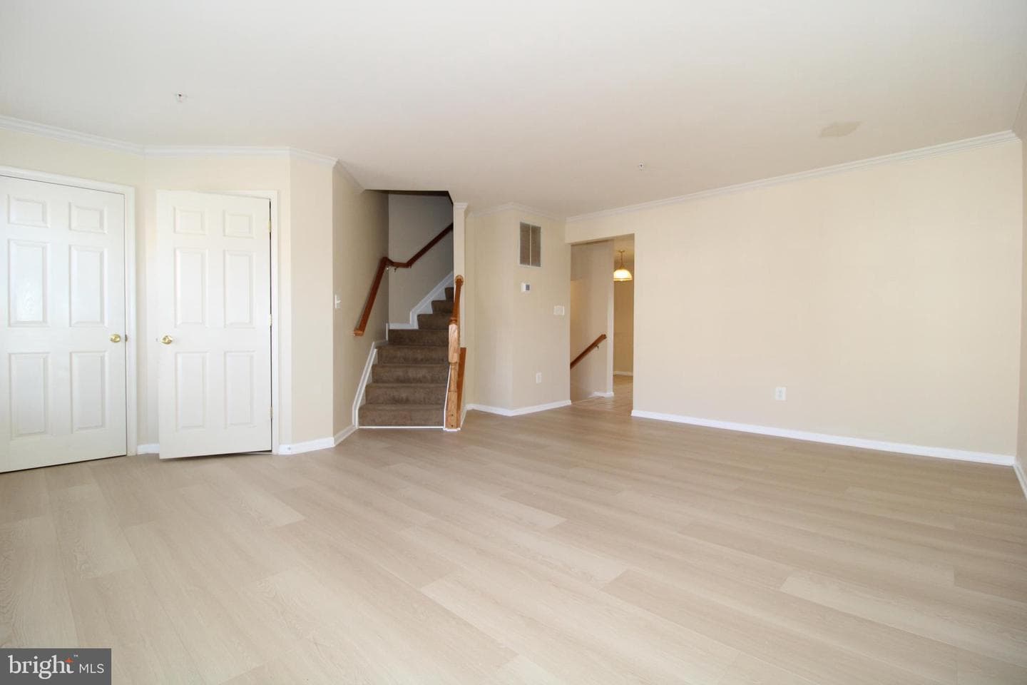 747 Monet Drive photo 11