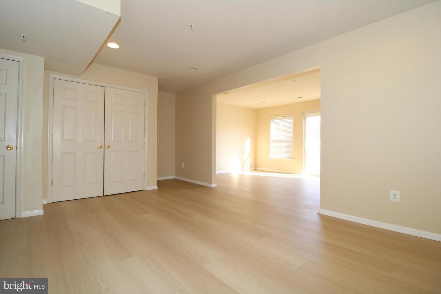 747 Monet Drive photo 5