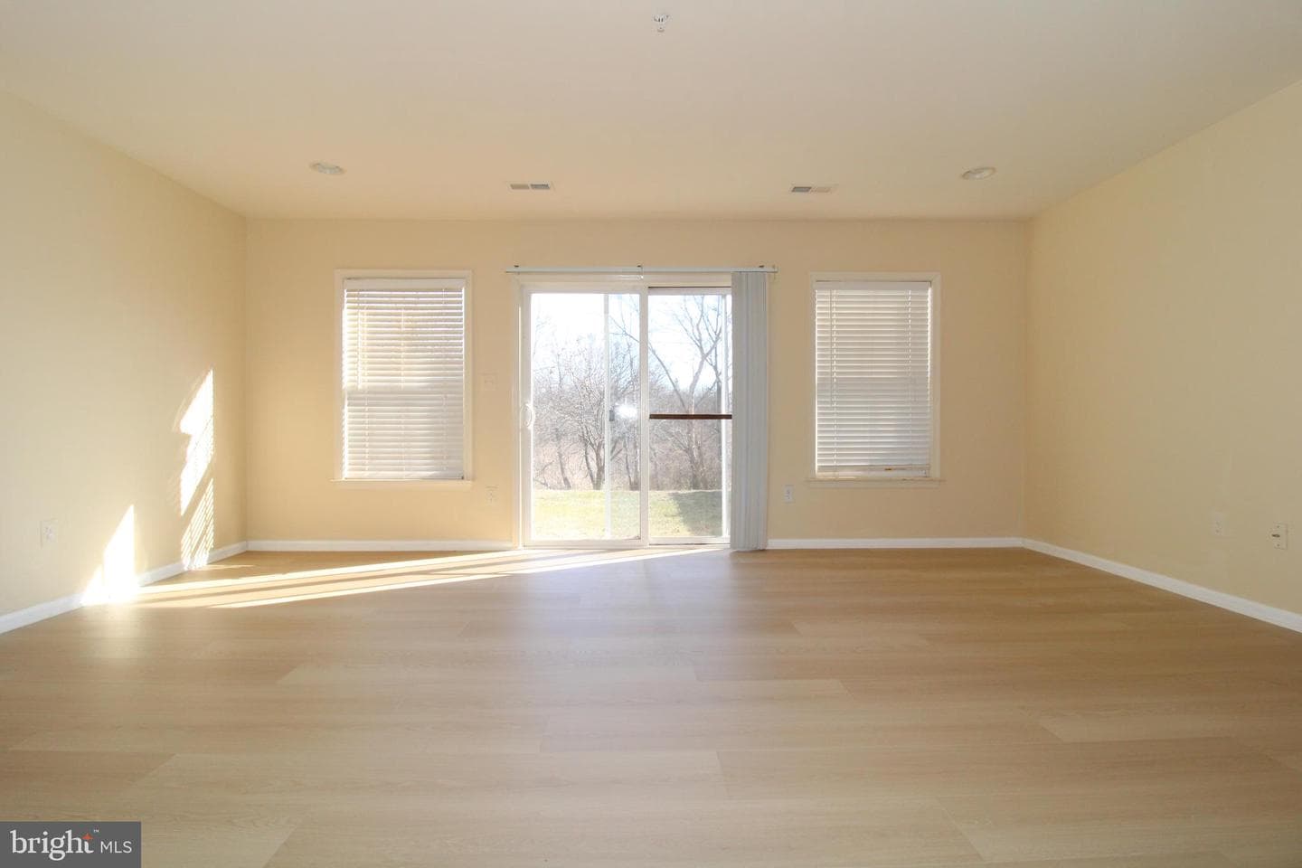 747 Monet Drive photo 6