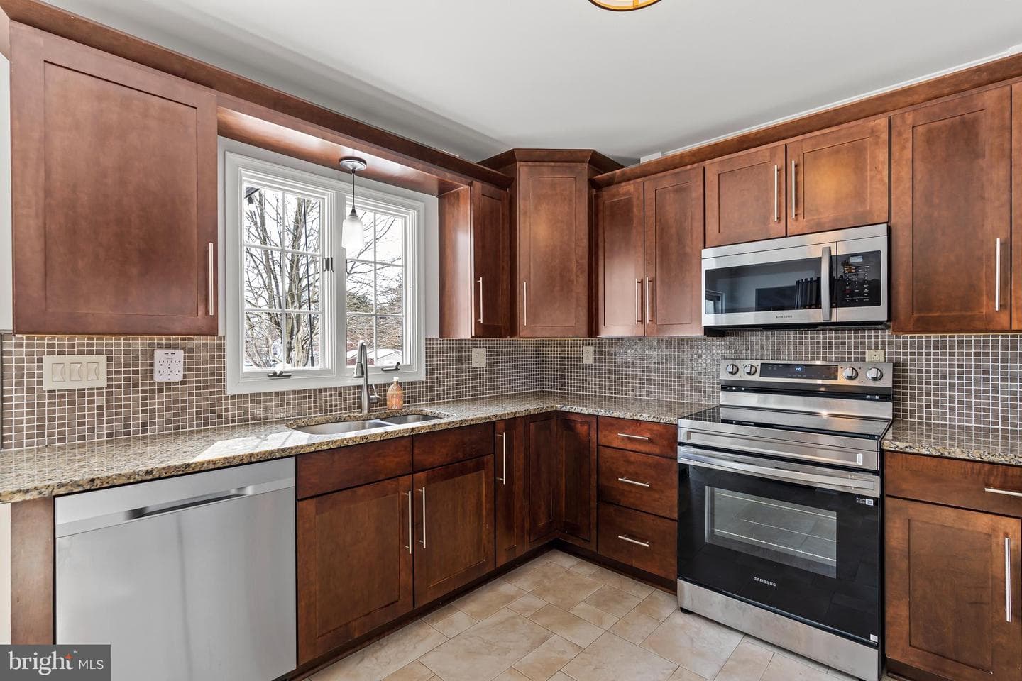 16925 Spielman Road photo 10