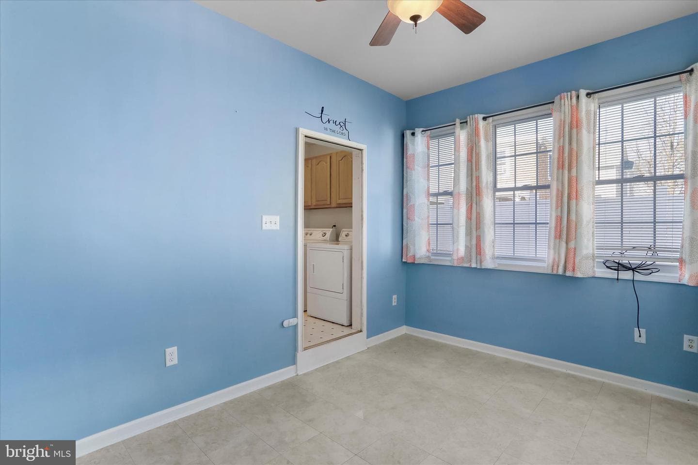 1024 Pope Avenue photo 17