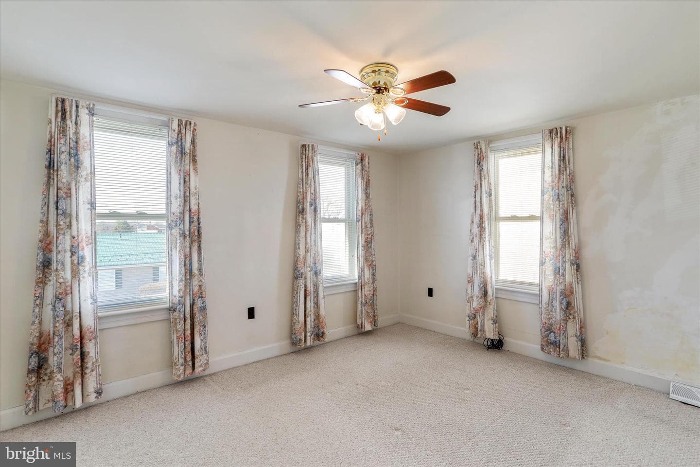 1024 Pope Avenue photo 24