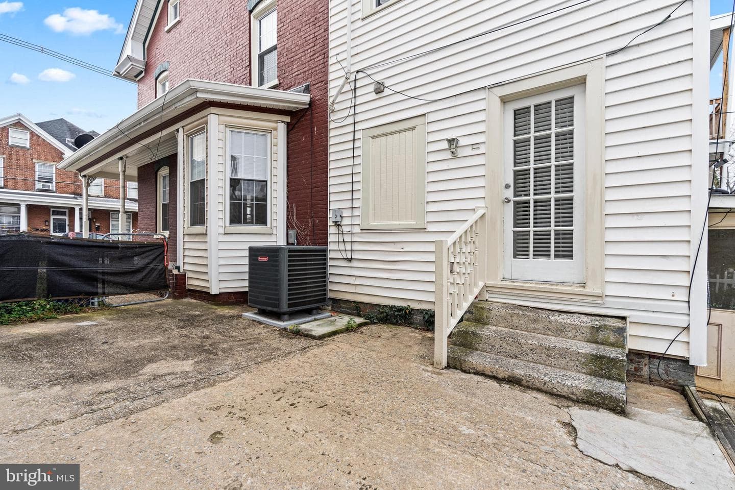 48 Fairground Avenue photo 32